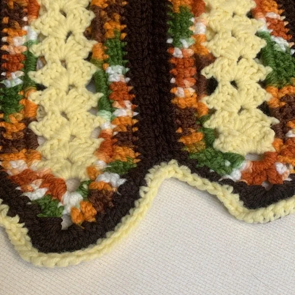 Handmade Crocheted Throw - Picture 2 of 3